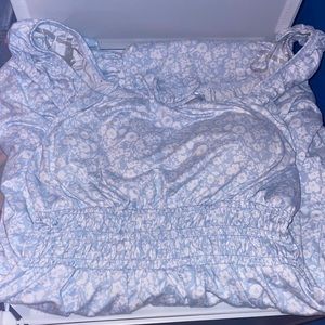 strap long dress. flowy. blue with white flowers. medium (7-9)